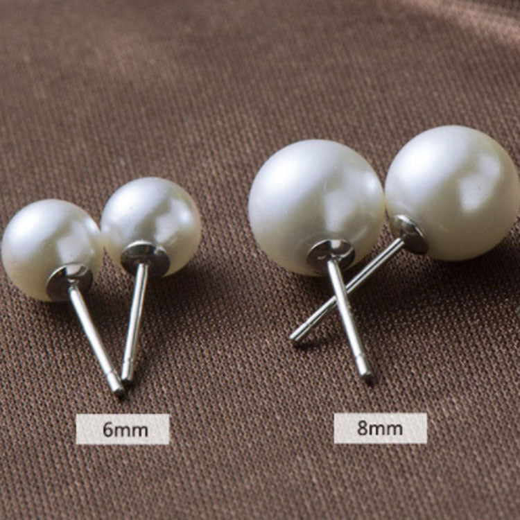 Minimal classic pearl earrings for bridal wear