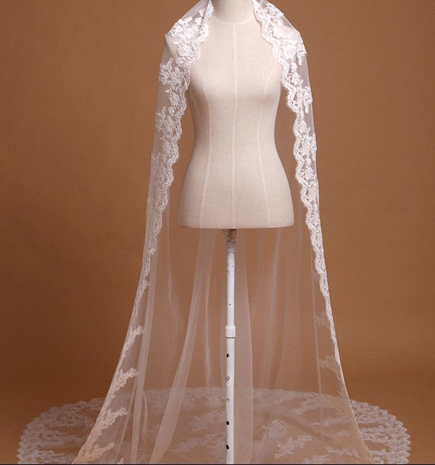 300 cm ivory cathedral veil with floral accents