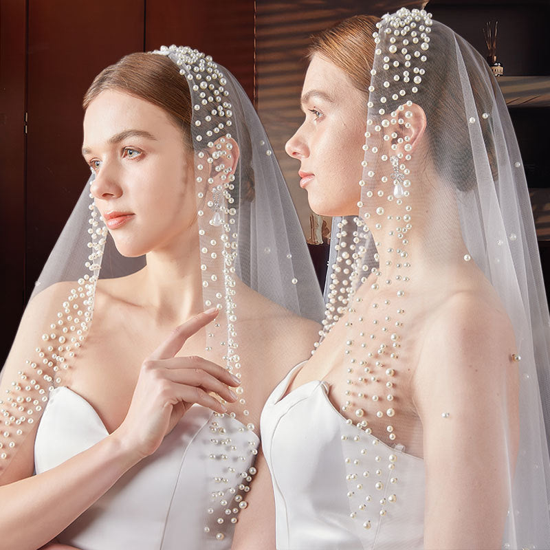Amélie white pearl trim bridal veil