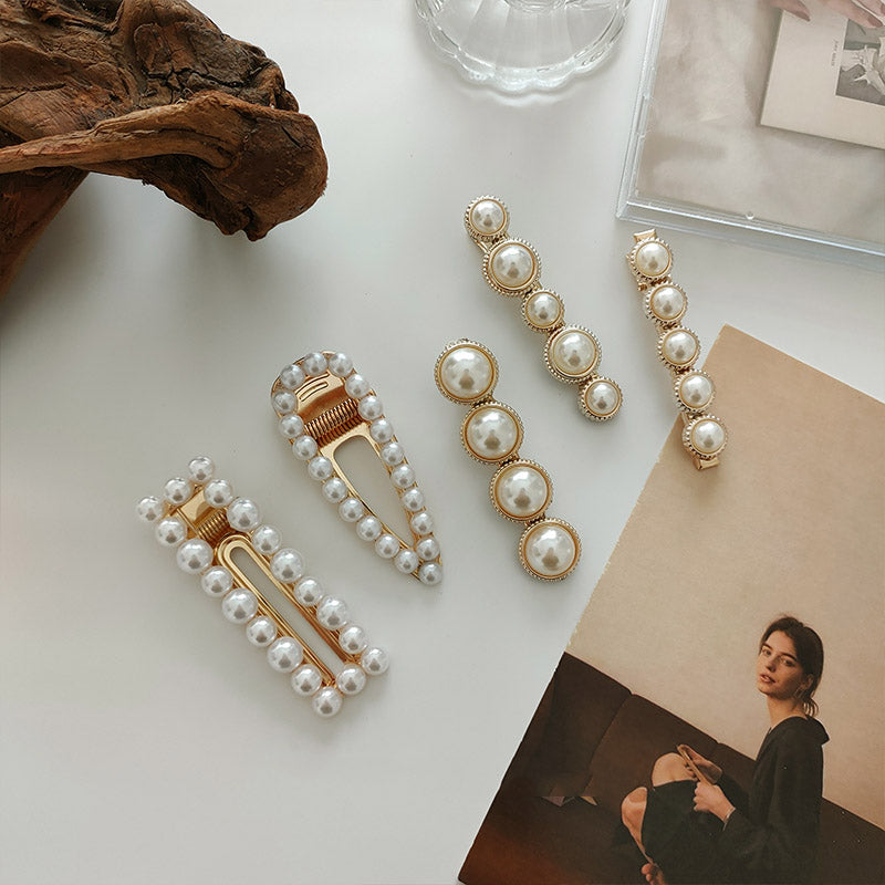 Pearl side hair clip for wedding styling