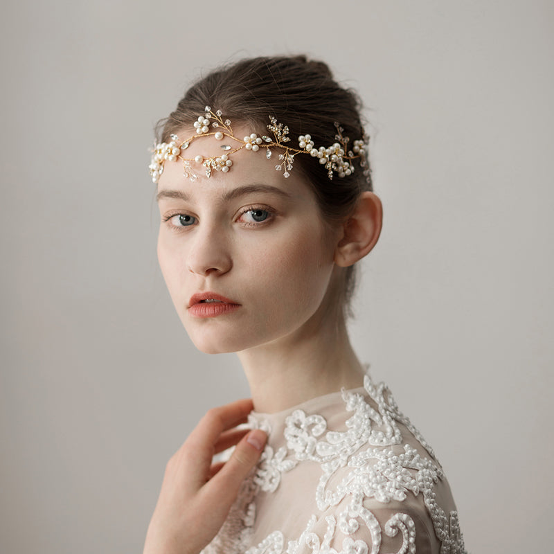 Aurelia gold-tone Pearl Blossom bridal hair vine with floral accents
