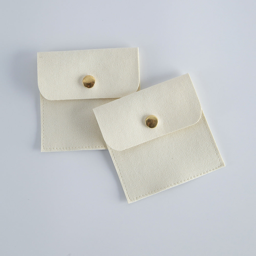 Margot snap-button velvet gift pouch for small keepsakes